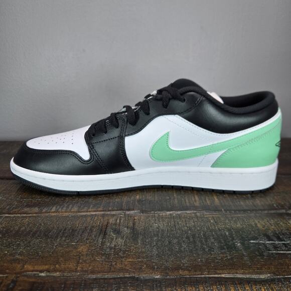NEW Nike Air Jordan 1 Low Mens Size 13 Shoes Green Glow Black White 553558-131 - Picture 6 of 12